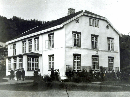 By grd - Kvitlna i 1906