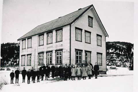 Moen skole [ca 1920]