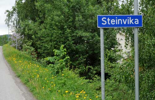 Steinvika - stedsnavnskilt