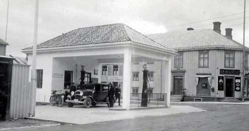 Esso-stasjonen - 1930-tallet