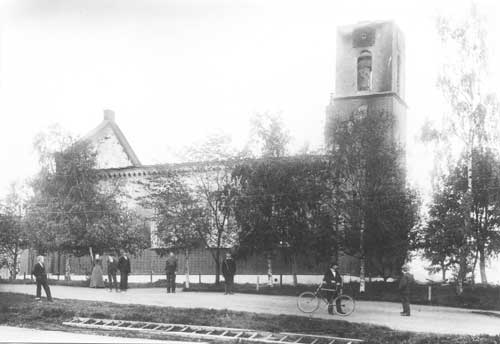 En utbrent kirke i 1900