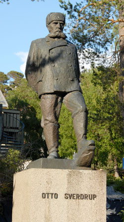 Otto Sverdrup-statue
