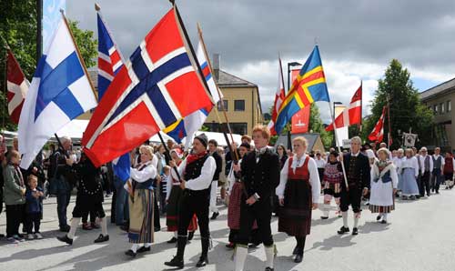 Nordisk folkedrakttog gjennom Steinkjer